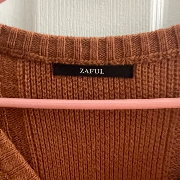 Cable Knit Sweater - Picture 2 of 3